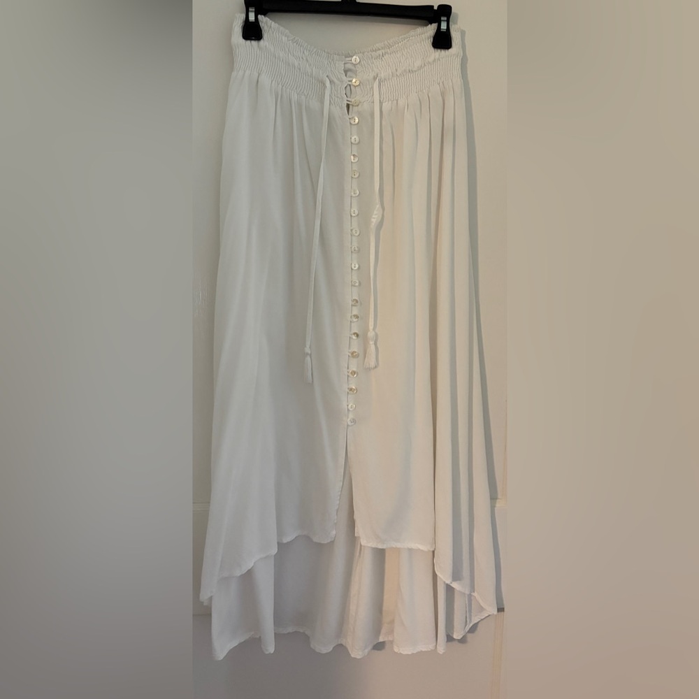Raviya White Smocked Midi Skirt size M